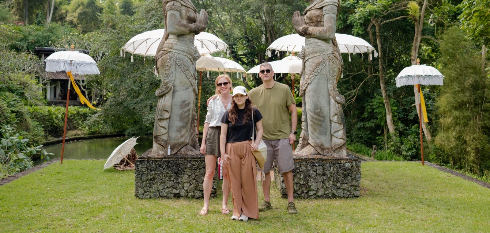 ASIA CONCIERGE - Family Photo