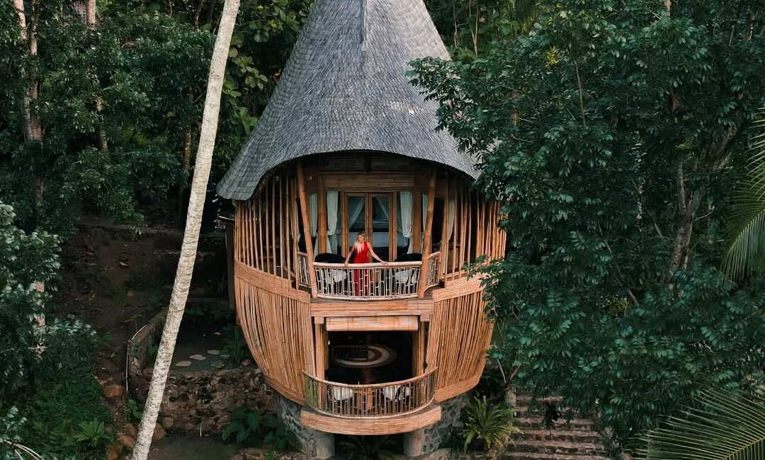 𝙏𝙧𝙖𝙣𝙦𝙪𝙞𝙡𝙞𝙩𝙮 𝘼𝙬𝙖𝙞𝙩𝙨 𝘽𝙚𝙝𝙞𝙣𝙙 𝙏𝙝𝙚 𝘿𝙤𝙤𝙧 𝙤𝙛 𝙊𝙪𝙧 𝘽𝙖𝙢𝙗𝙤𝙤 𝙑𝙞𝐮