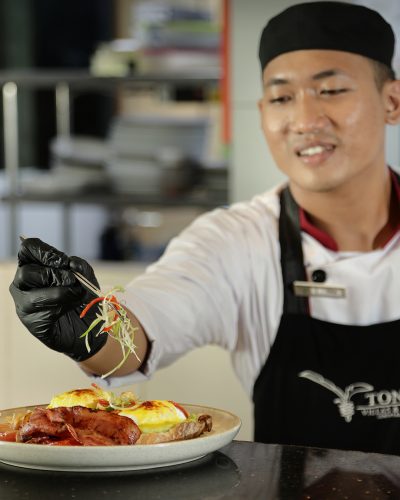 Our chefs transform the fresh ingredients into culinary masterpieces. Every dish is a blend of p