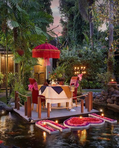 Treat your someone special to a romantic dinner🍷Setting up the perfect scene with delicious dishes